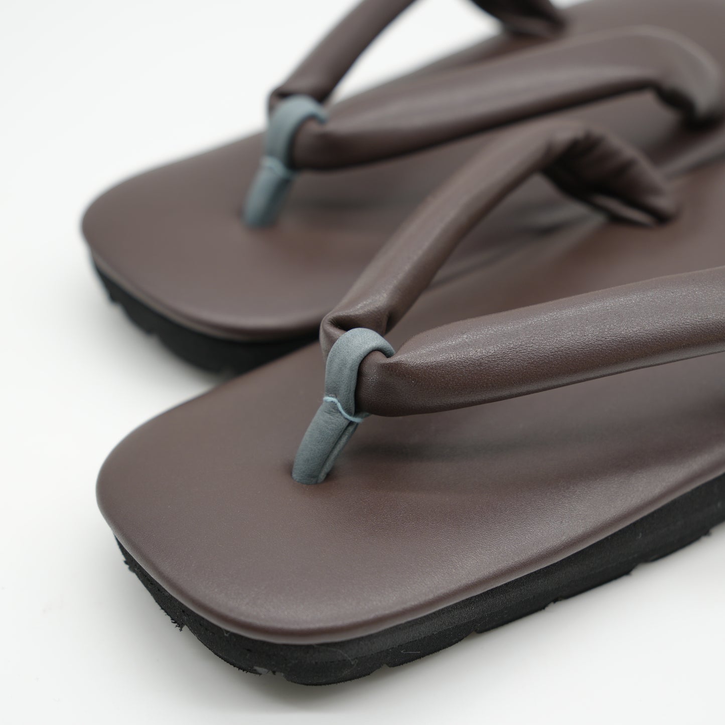Japanese leather shoes. Modern geta sandals for everyday wear LUSH-92 D.brown