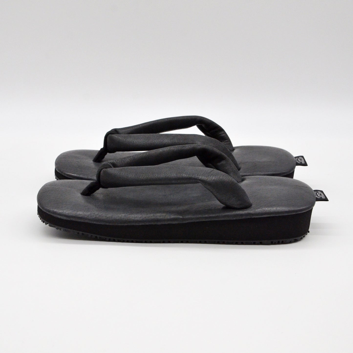 L-85 black