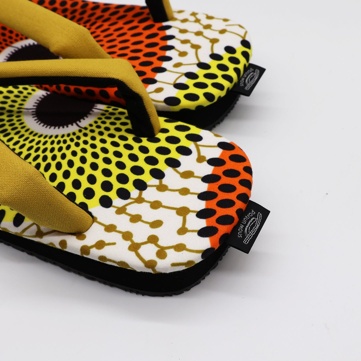 Colorful dots x water surface
