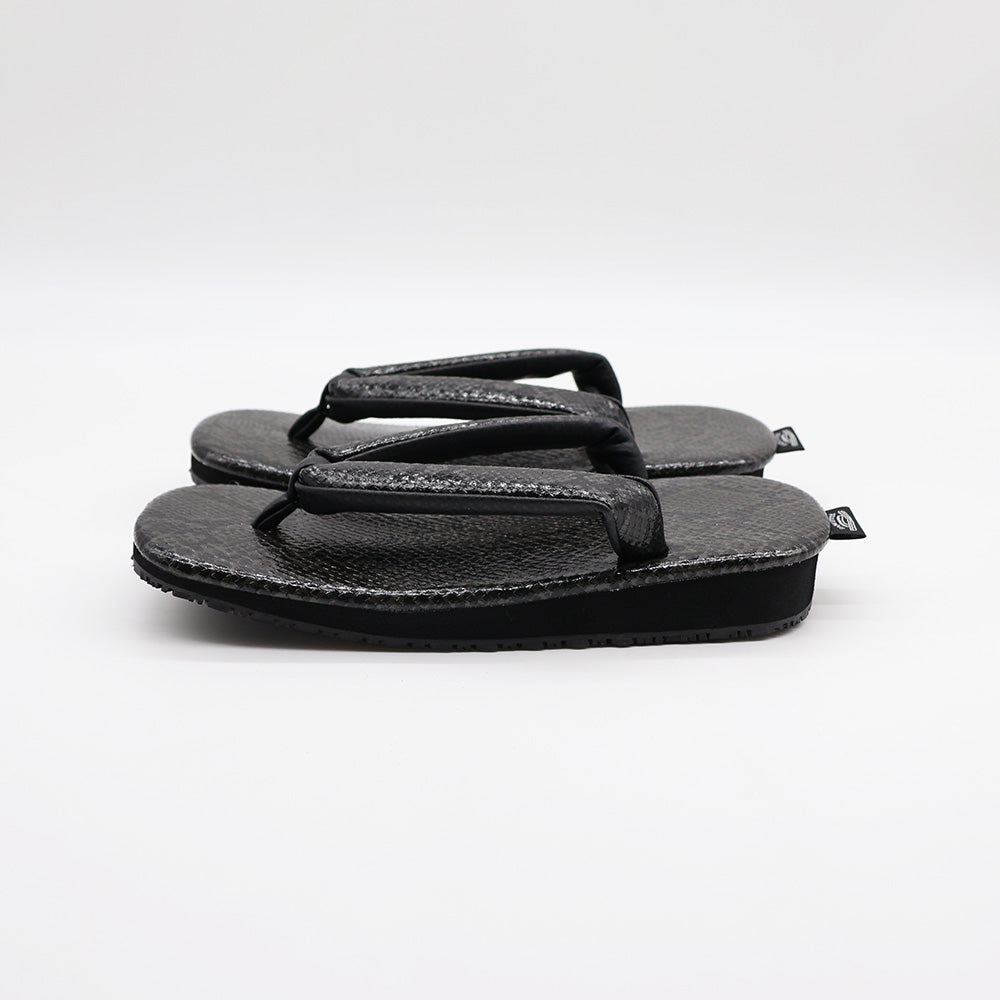 Colorful dots x water surface 