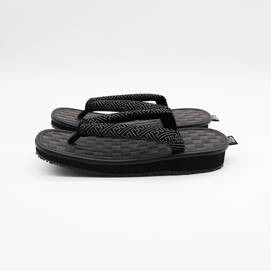 普段に履ける雪駄　和柄　印伝調紗綾×黒畳