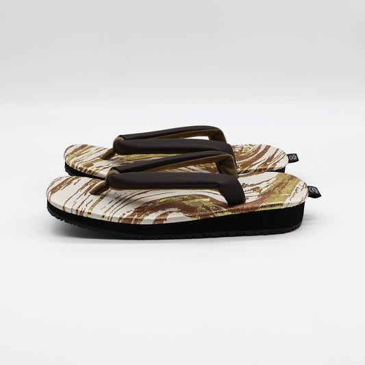 普段に履ける雪駄　 金糸波型 coffee