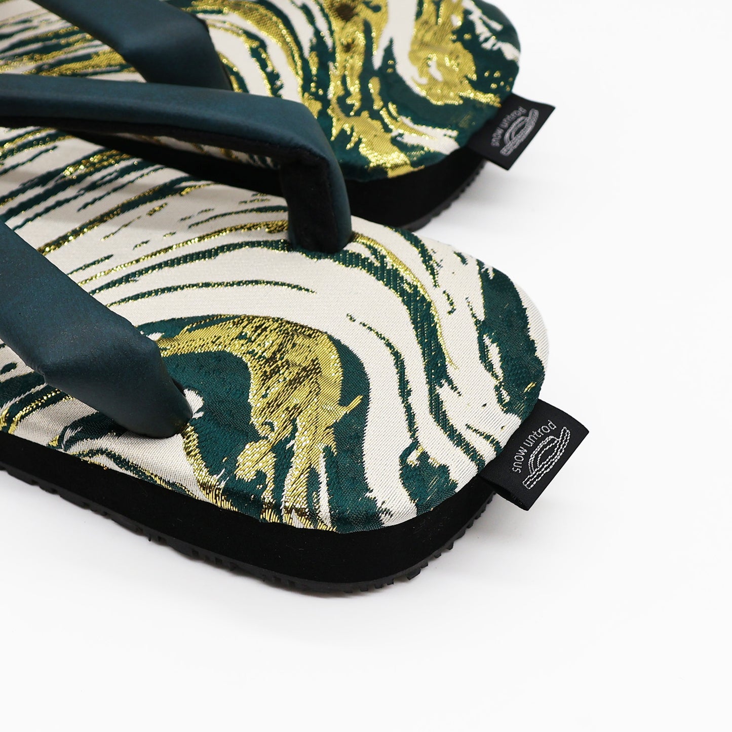 普段に履ける雪駄　 金糸波型 blackgreen