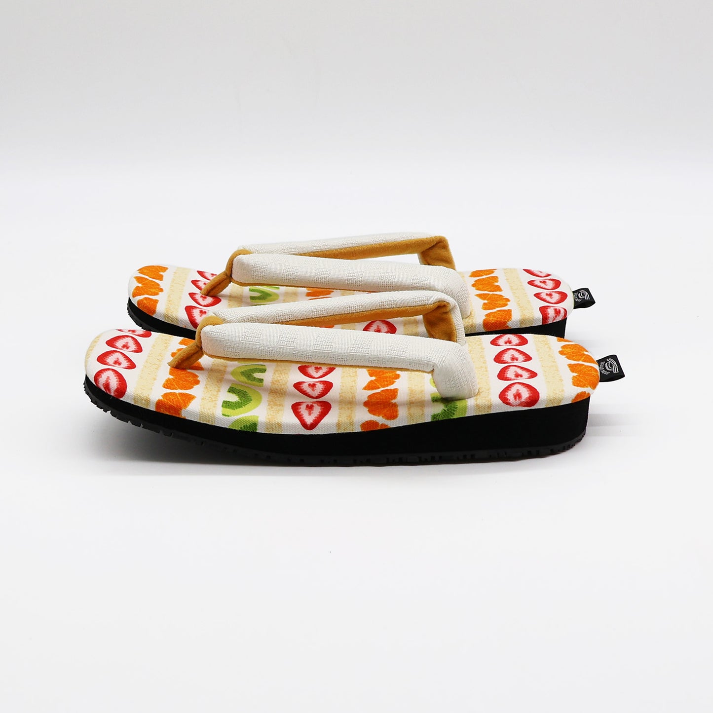 普段に履ける雪駄　 fruits cake sandwich